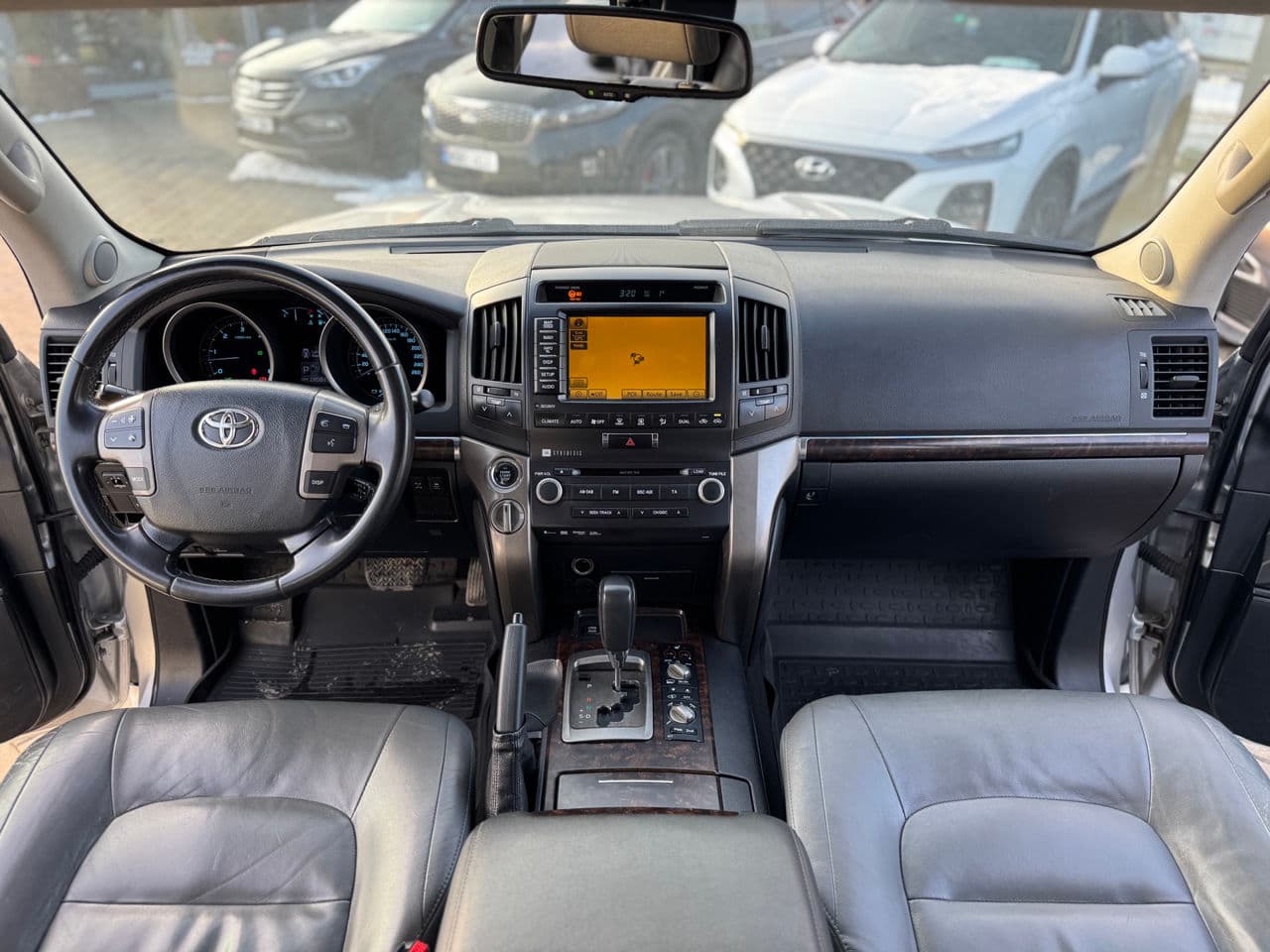 Toyota Land Cruiser 2010 — Миниатюра 6