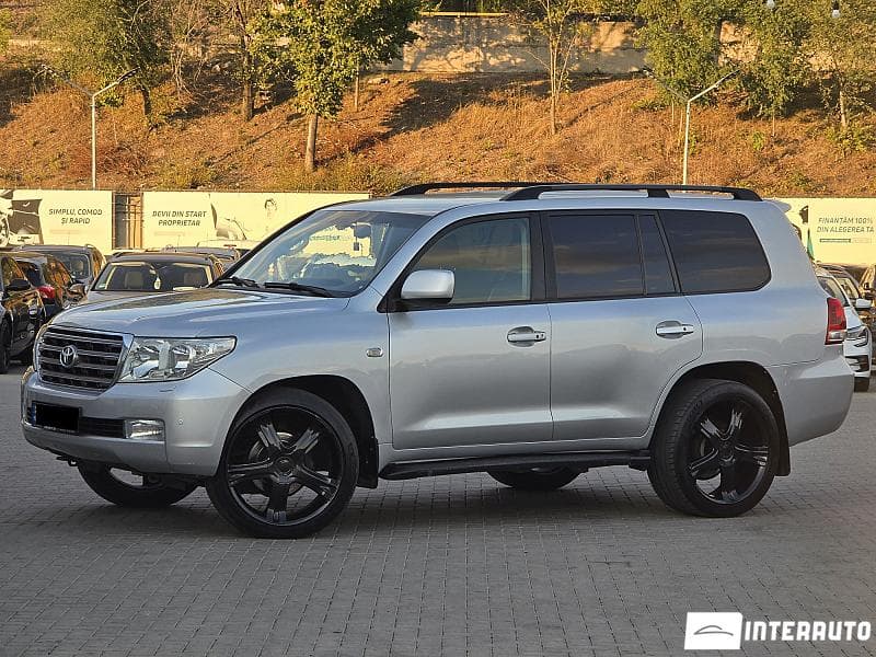 Toyota Land Cruiser 2010 — Миниатюра 2