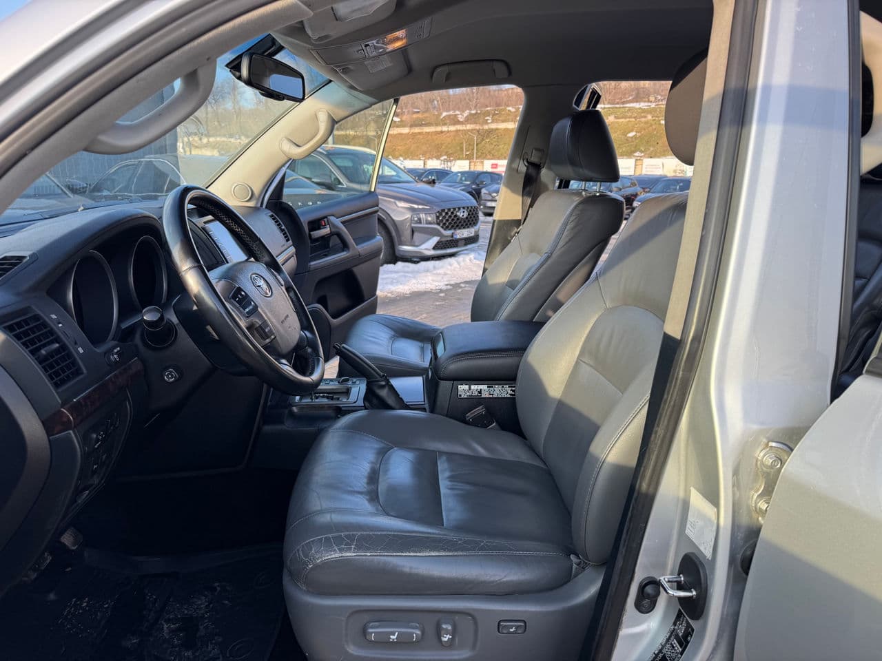 Toyota Land Cruiser 2010 — Миниатюра 5