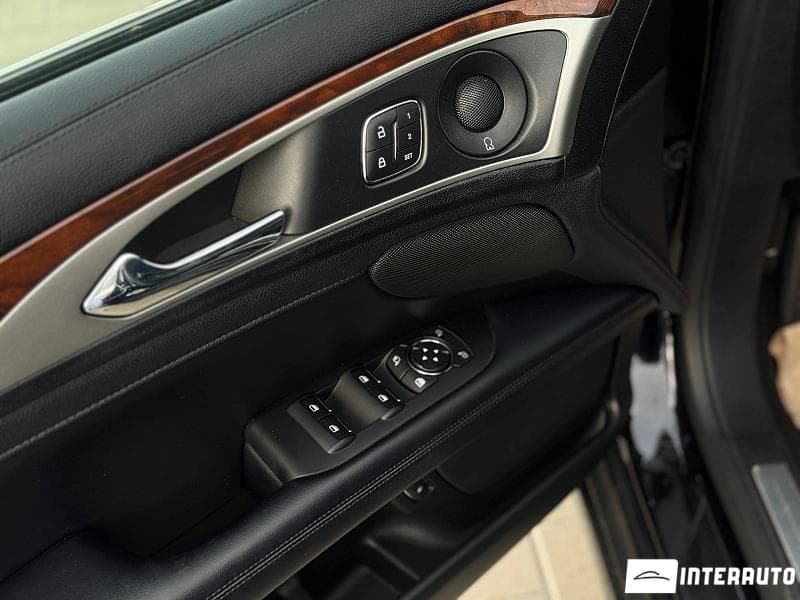 Lincoln MKZ 2018 — Миниатюра 13