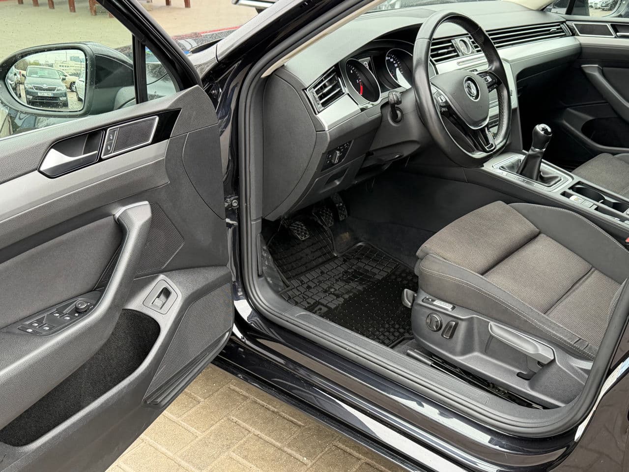 Volkswagen Passat 2015 — Миниатюра 5
