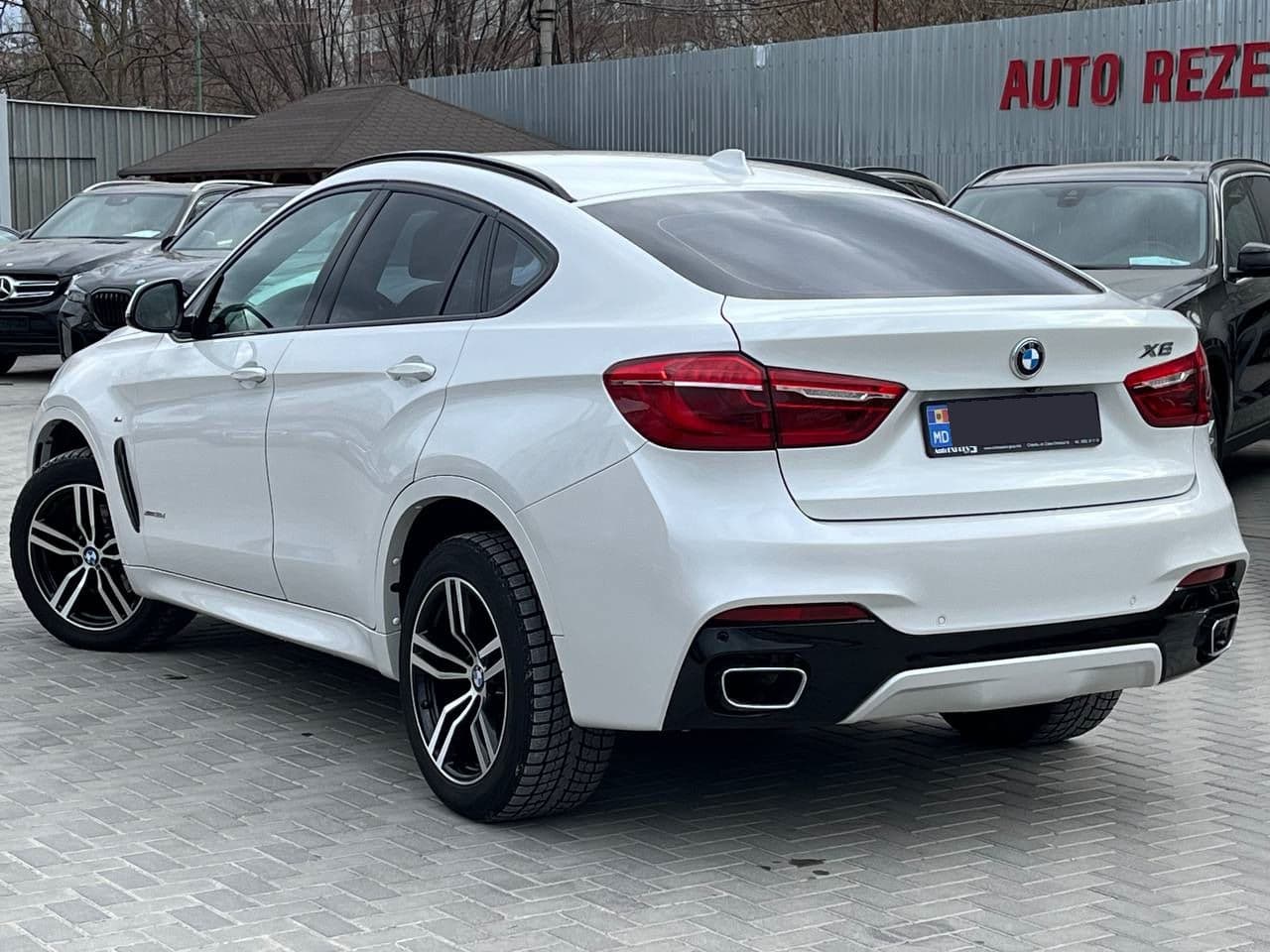 2015 BMW X6 3.0D — Miniatură 2