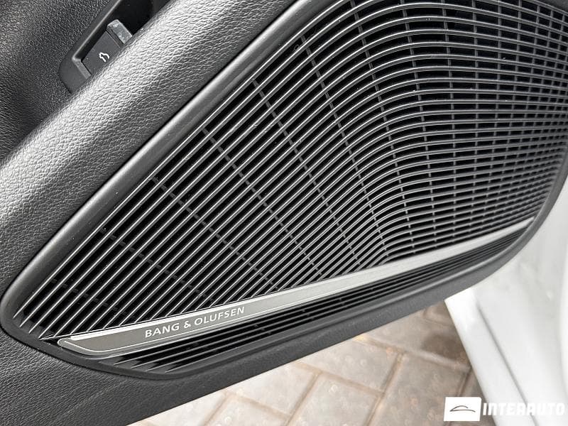 Audi A4 2016 — Миниатюра 18