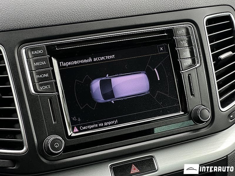 Volkswagen Sharan 2021 — Миниатюра 10
