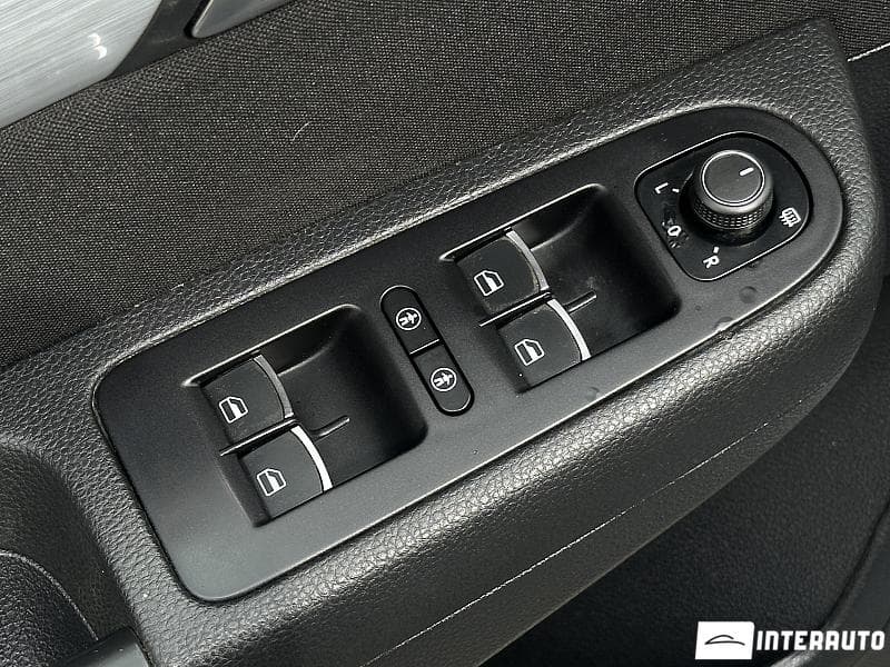 Volkswagen Sharan 2021 — Миниатюра 21