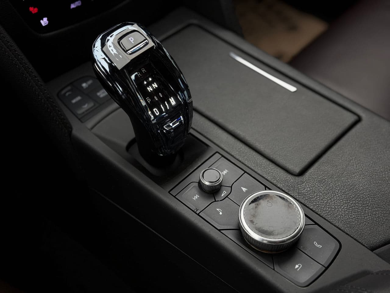 Cadillac CT6 2019 — Миниатюра 19