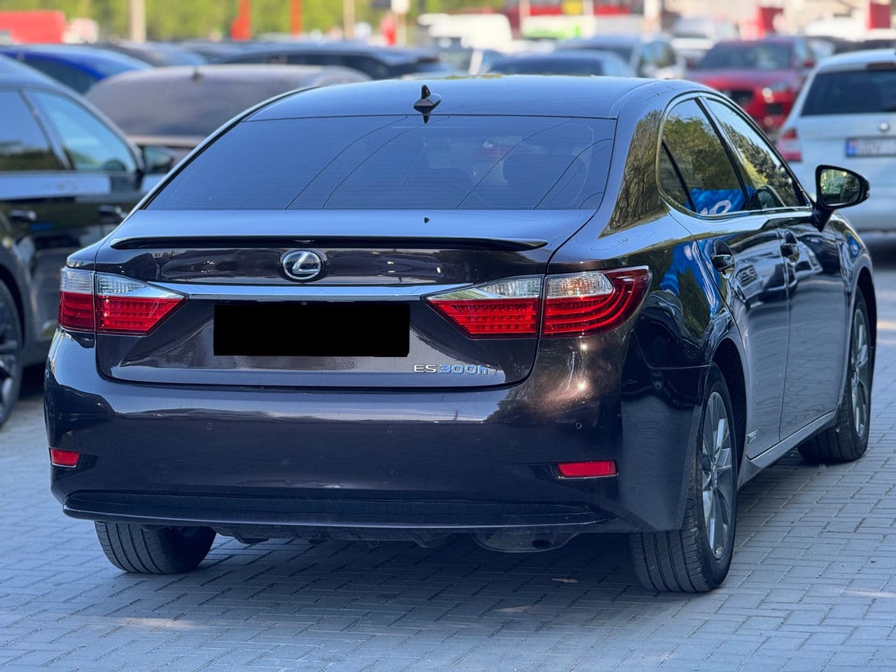 Lexus ES 300h 2012 — Миниатюра 4