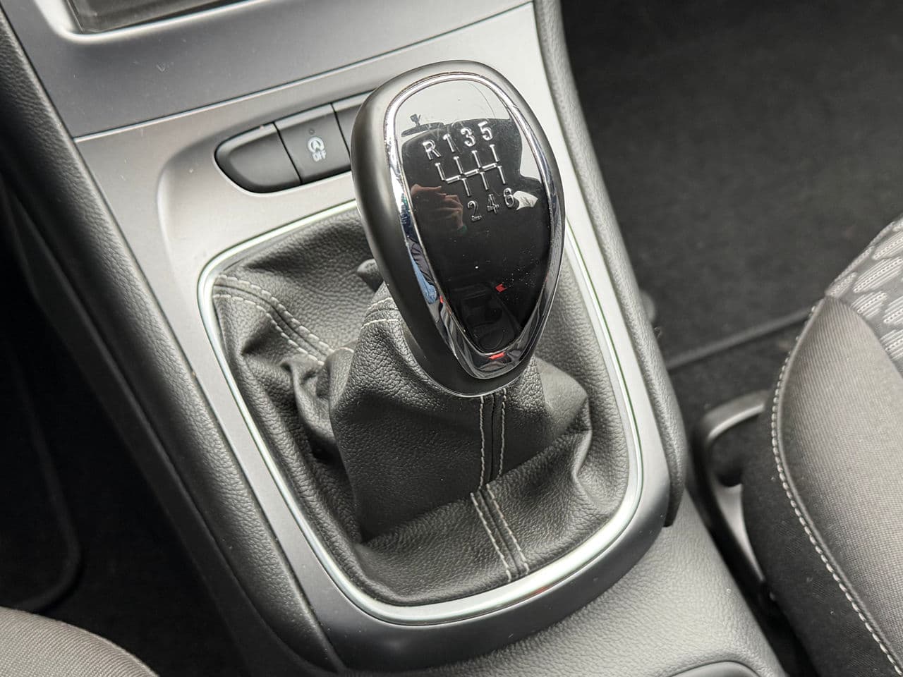 Opel Astra 2020 — Миниатюра 13