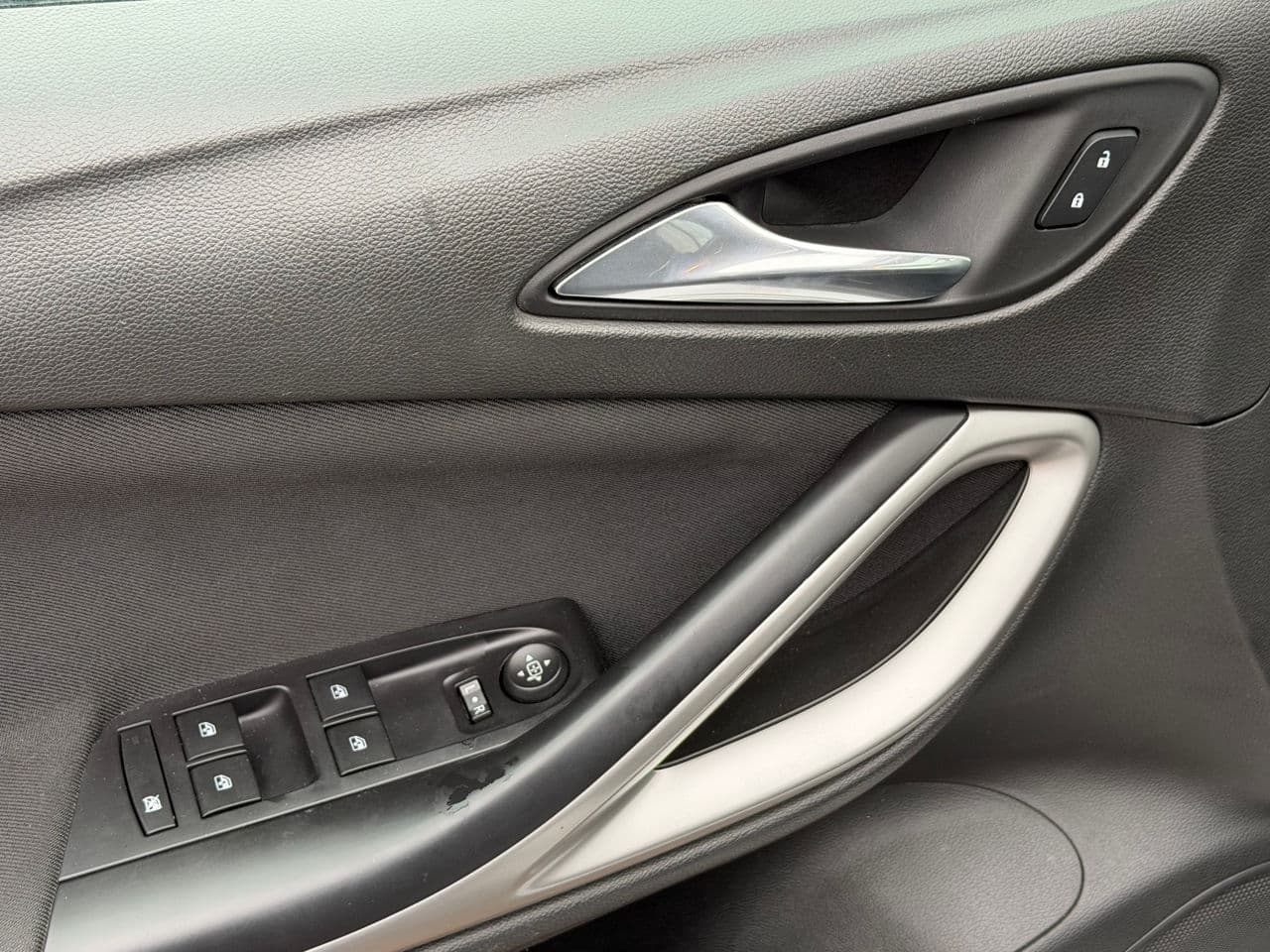 Opel Astra 2020 — Миниатюра 6