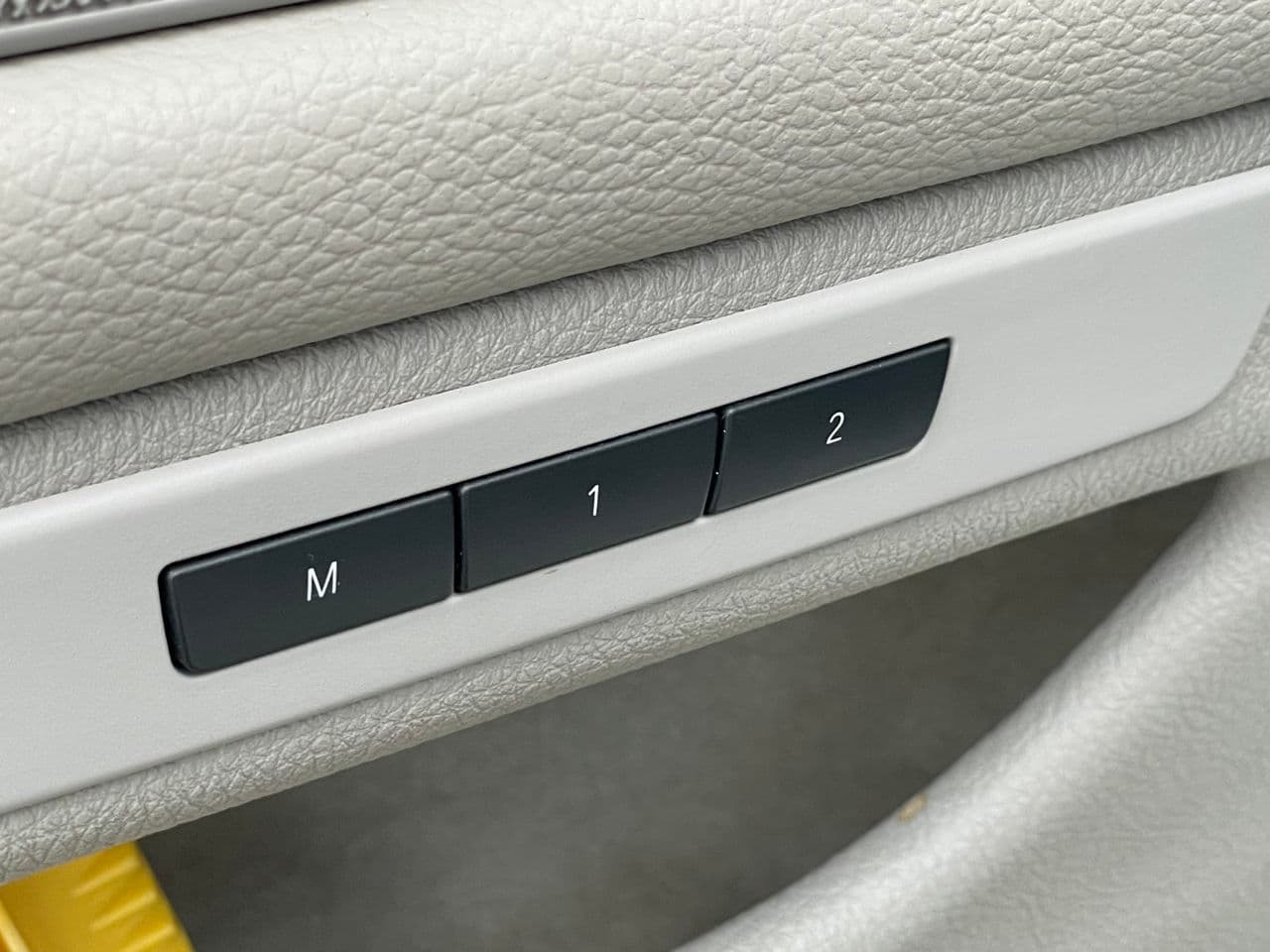 BMW 528 2011 — Миниатюра 5
