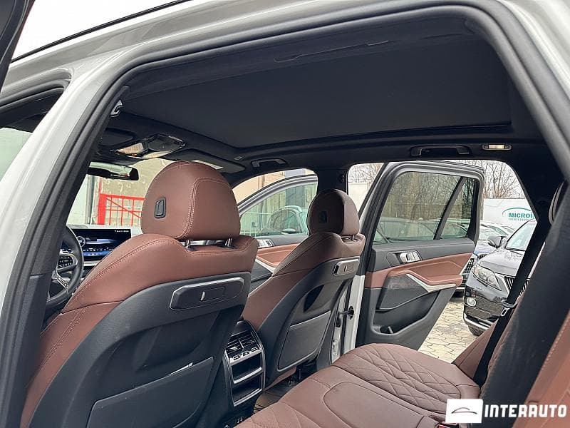 BMW X5 4.0i 2024 — Миниатюра 9