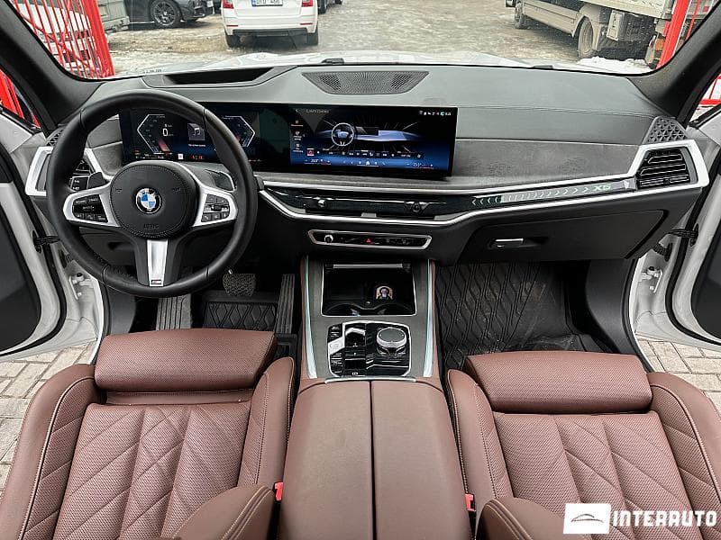 BMW X5 4.0i 2024 — Миниатюра 10
