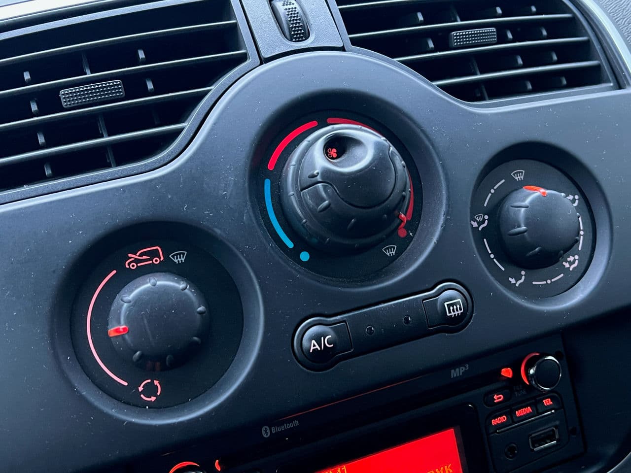 Renault Kangoo 2015 — Миниатюра 12