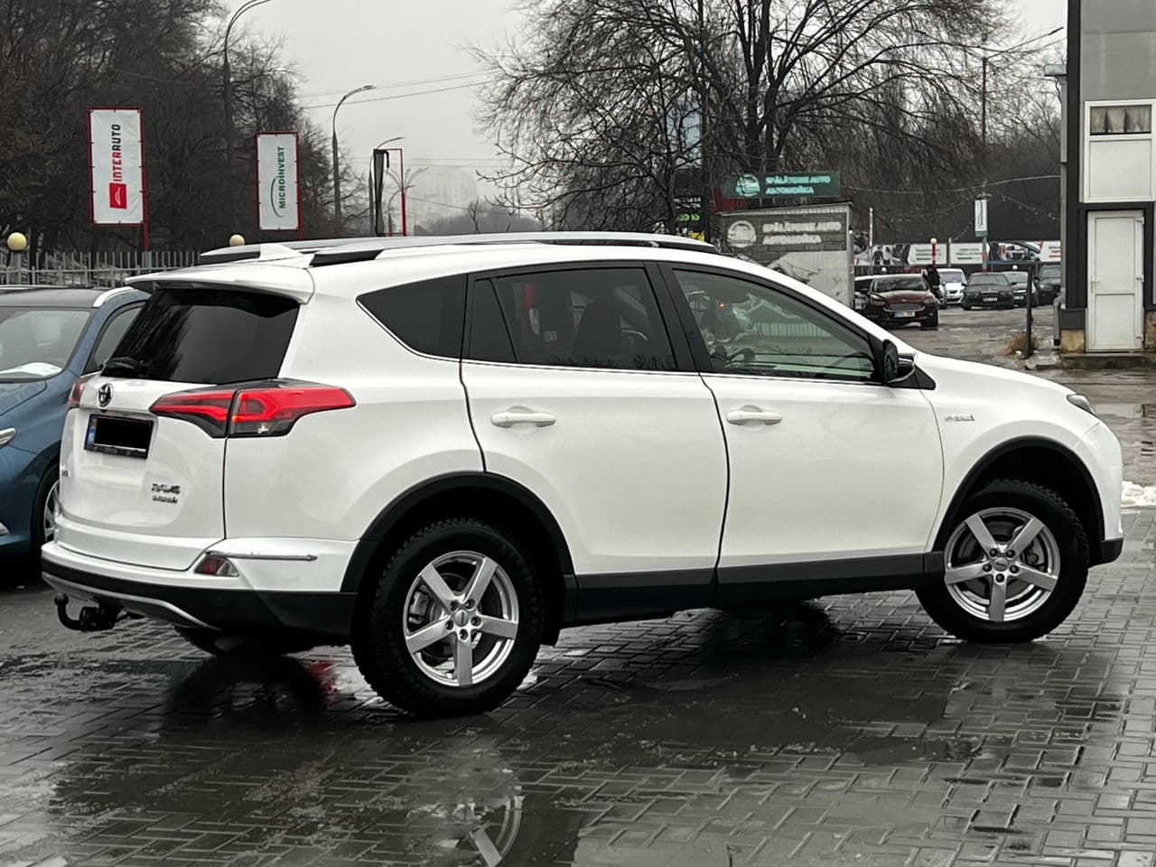 Toyota Rav-4 2018 — Миниатюра 2
