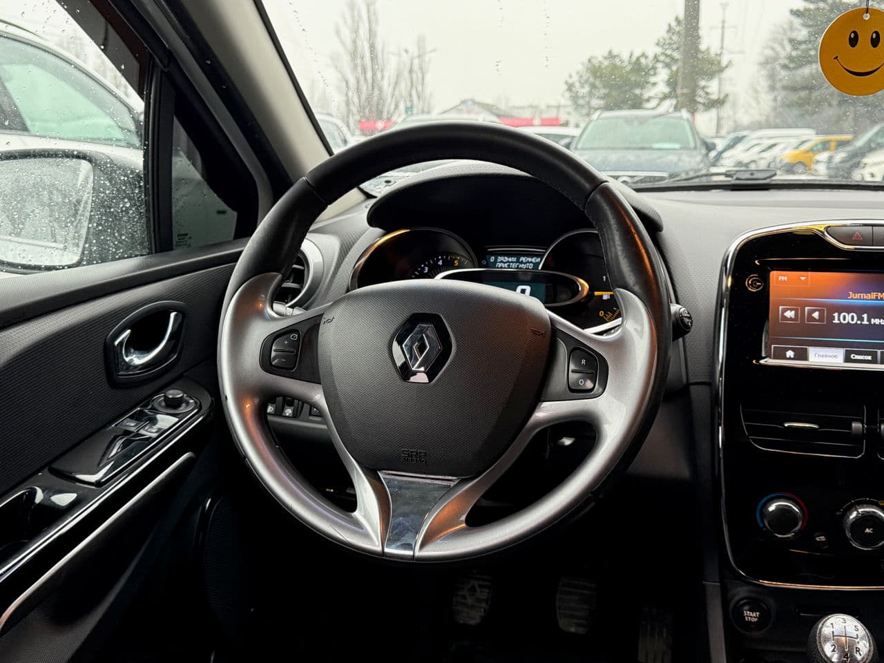 Renault Clio 2015 — Миниатюра 9