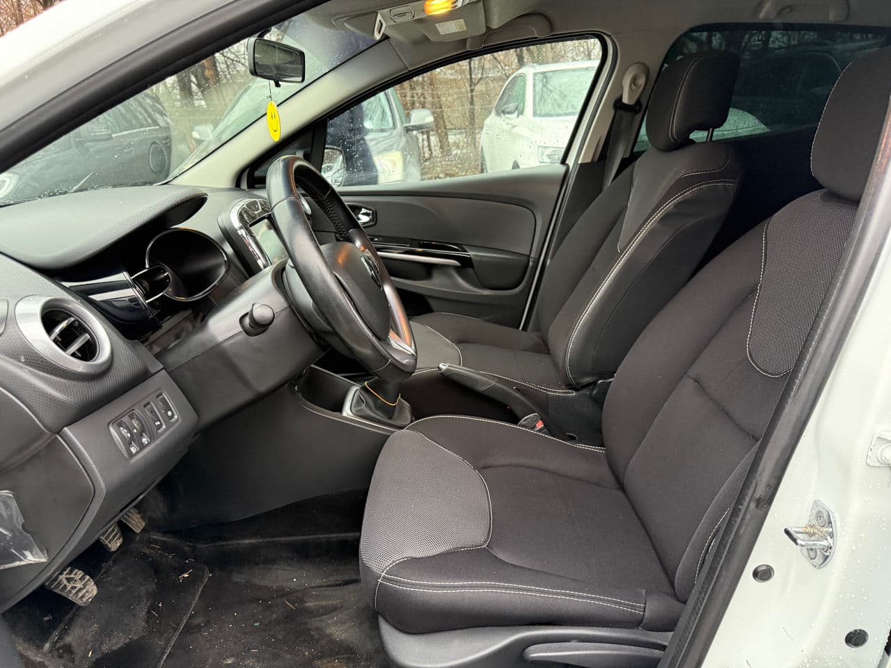 Renault Clio 2015 — Миниатюра 5