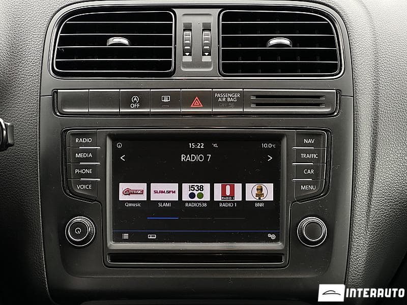 Volkswagen Polo 2016 — Миниатюра 9