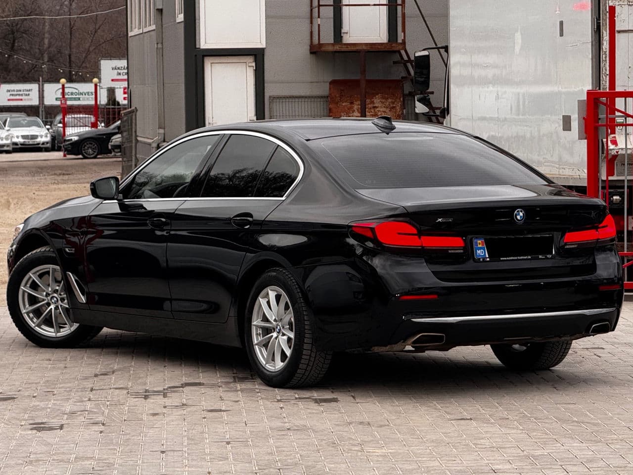 BMW 530e 2022 — Миниатюра 2