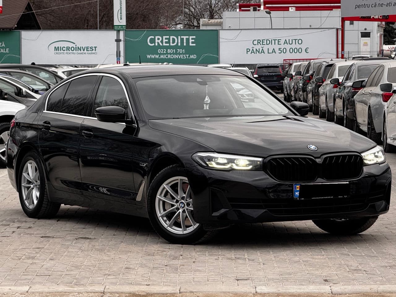 BMW 530e 2022 — Миниатюра 4
