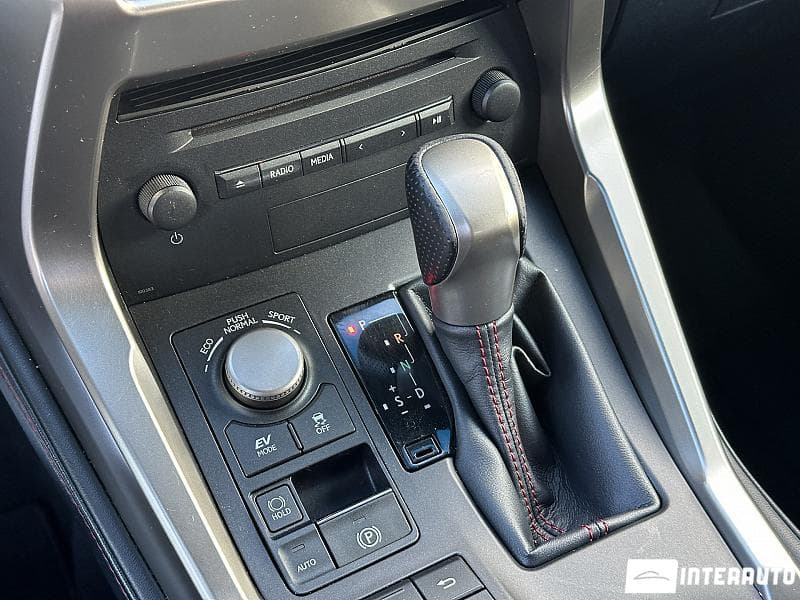 Lexus NX 300H 2016 — Миниатюра 11