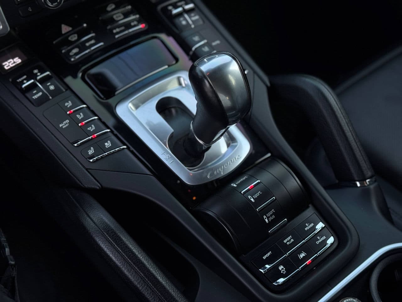 Porsche Cayenne S Hybrid 2016 — Миниатюра 11