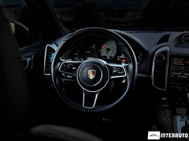 Porsche Cayenne S Hybrid 2016 — Миниатюра 7