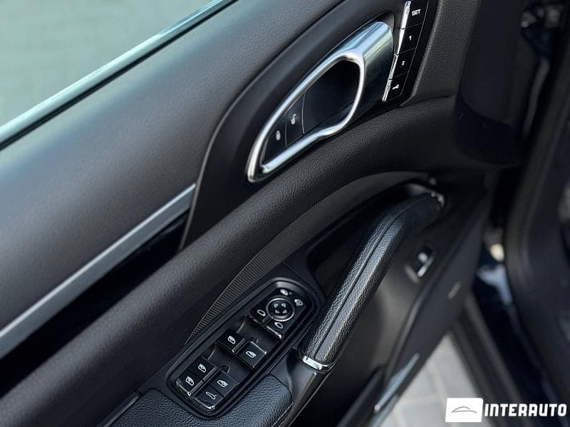 Porsche Cayenne S Hybrid 2016 — Миниатюра 16