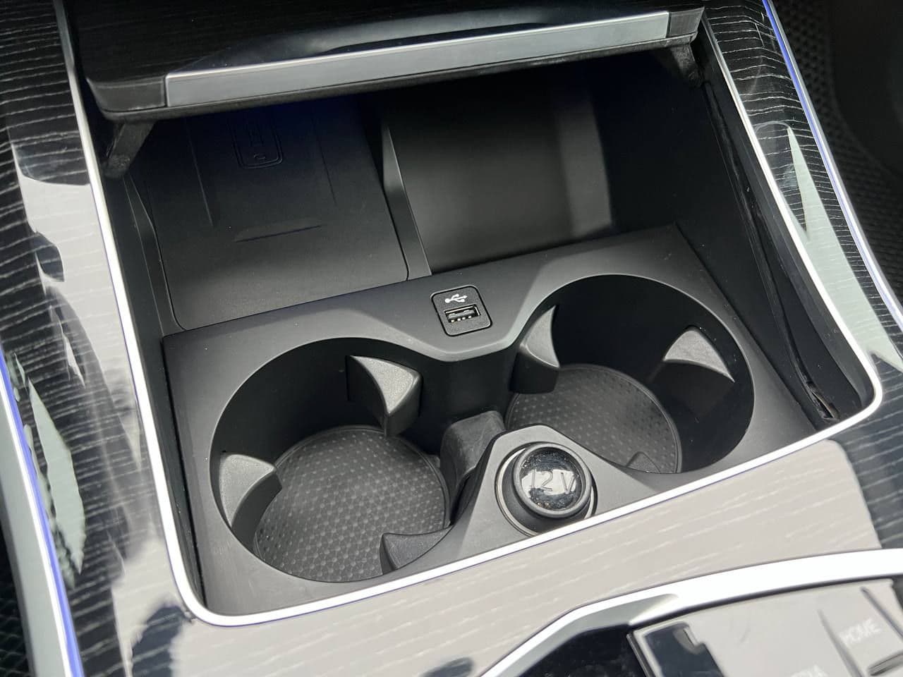 BMW X5 5.0e 2024 — Миниатюра 16