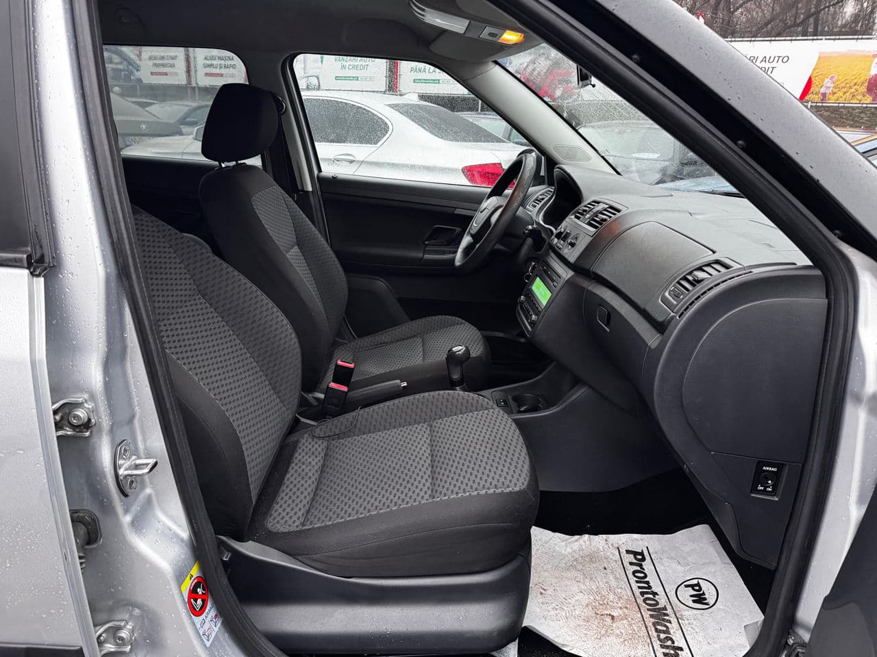 Skoda Fabia 2012 — Миниатюра 5