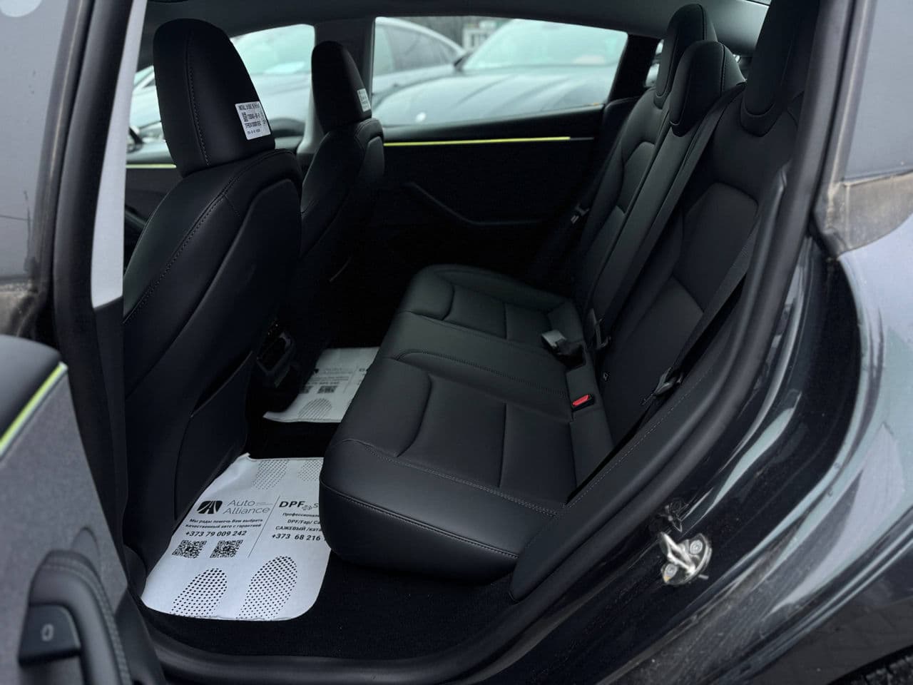 Tesla Model 3 2024 — Миниатюра 11