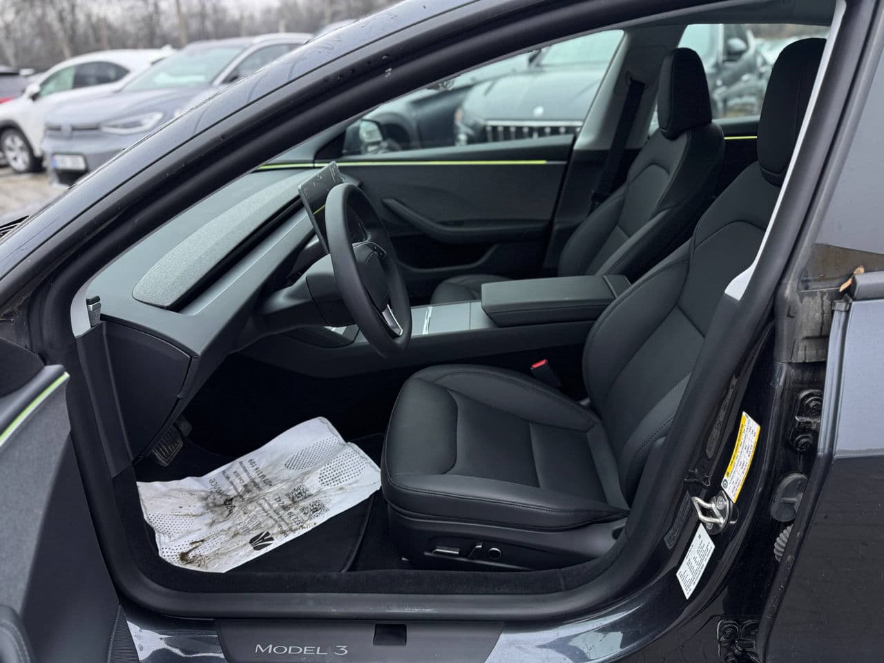 Tesla Model 3 2024 — Миниатюра 5