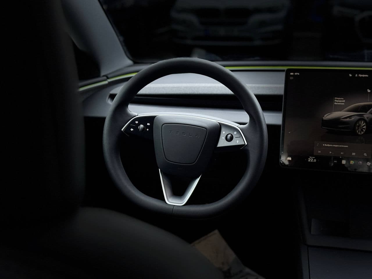 Tesla Model 3 2024 — Миниатюра 7