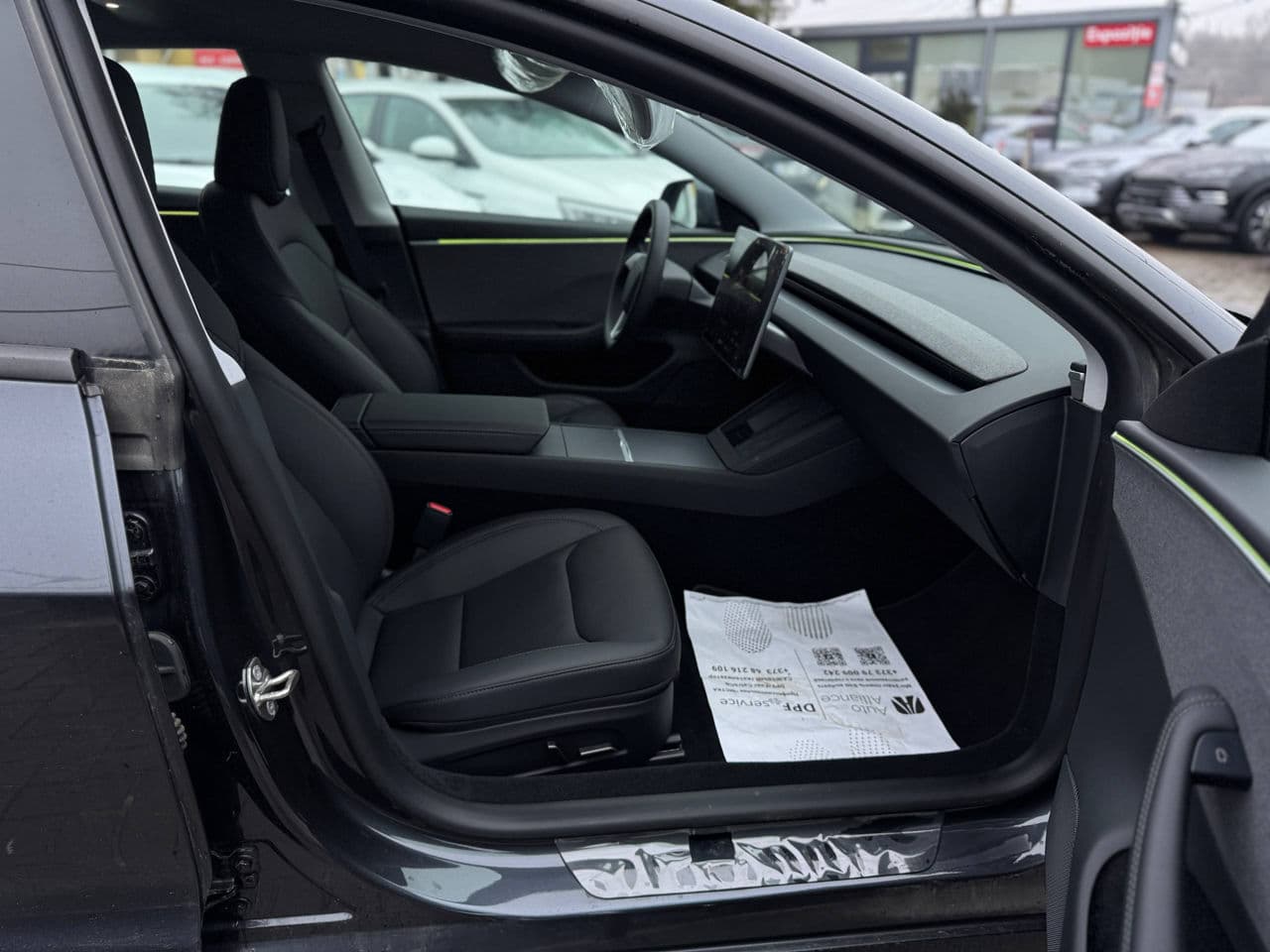 Tesla Model 3 2024 — Миниатюра 14
