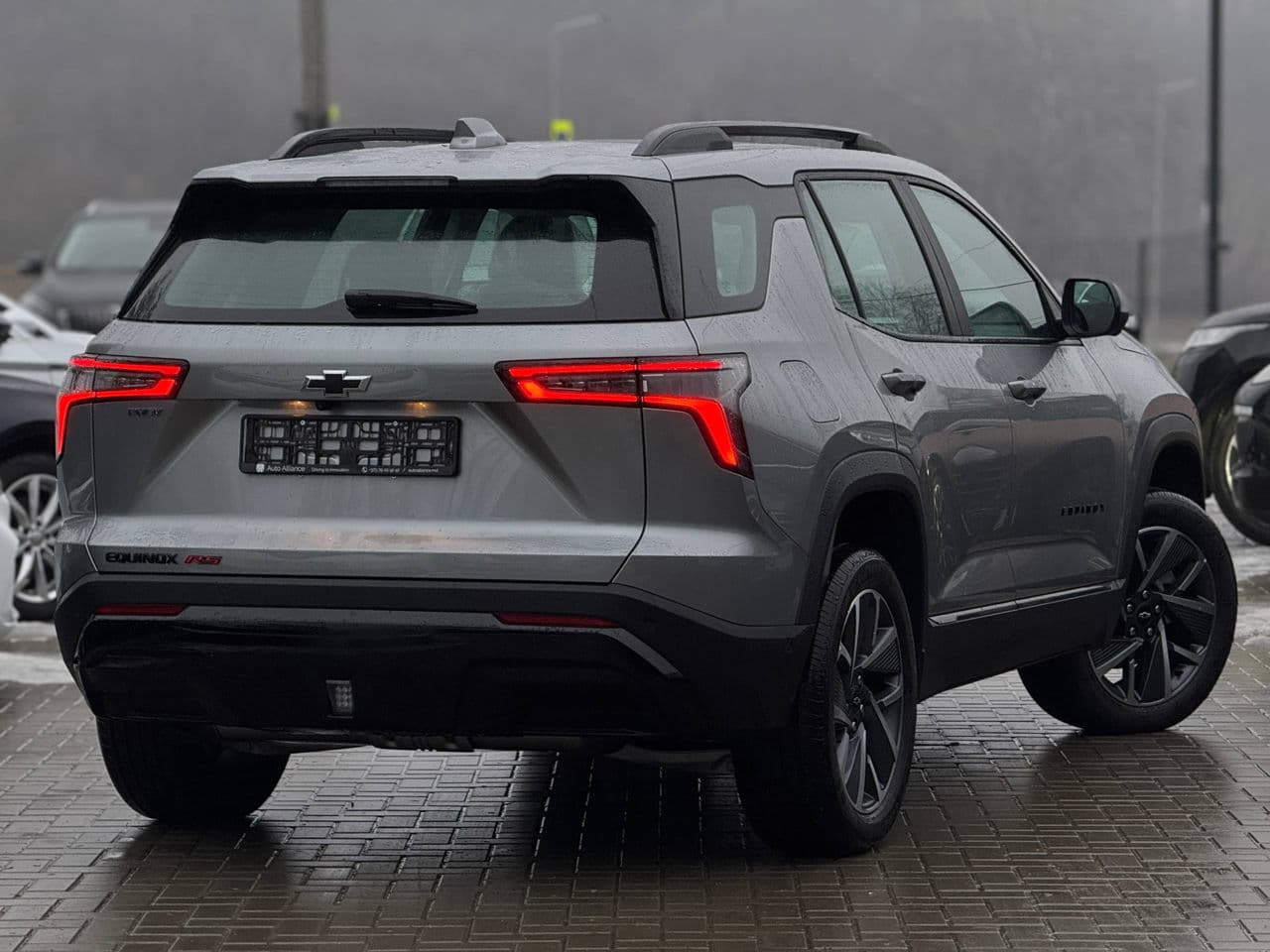 Chevrolet Equinox 2024 — Миниатюра 3