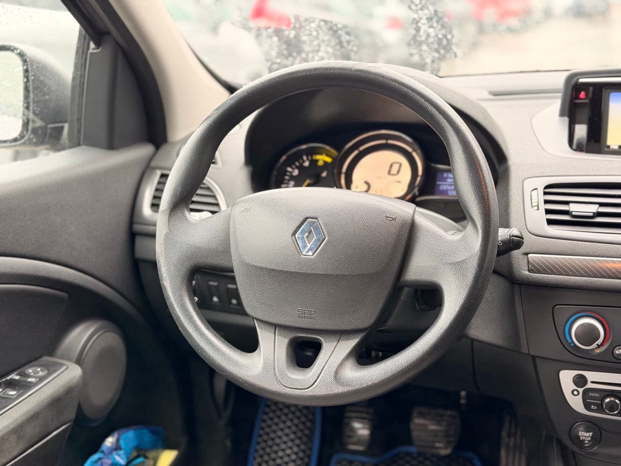 Renault Megane 2013 — Миниатюра 10