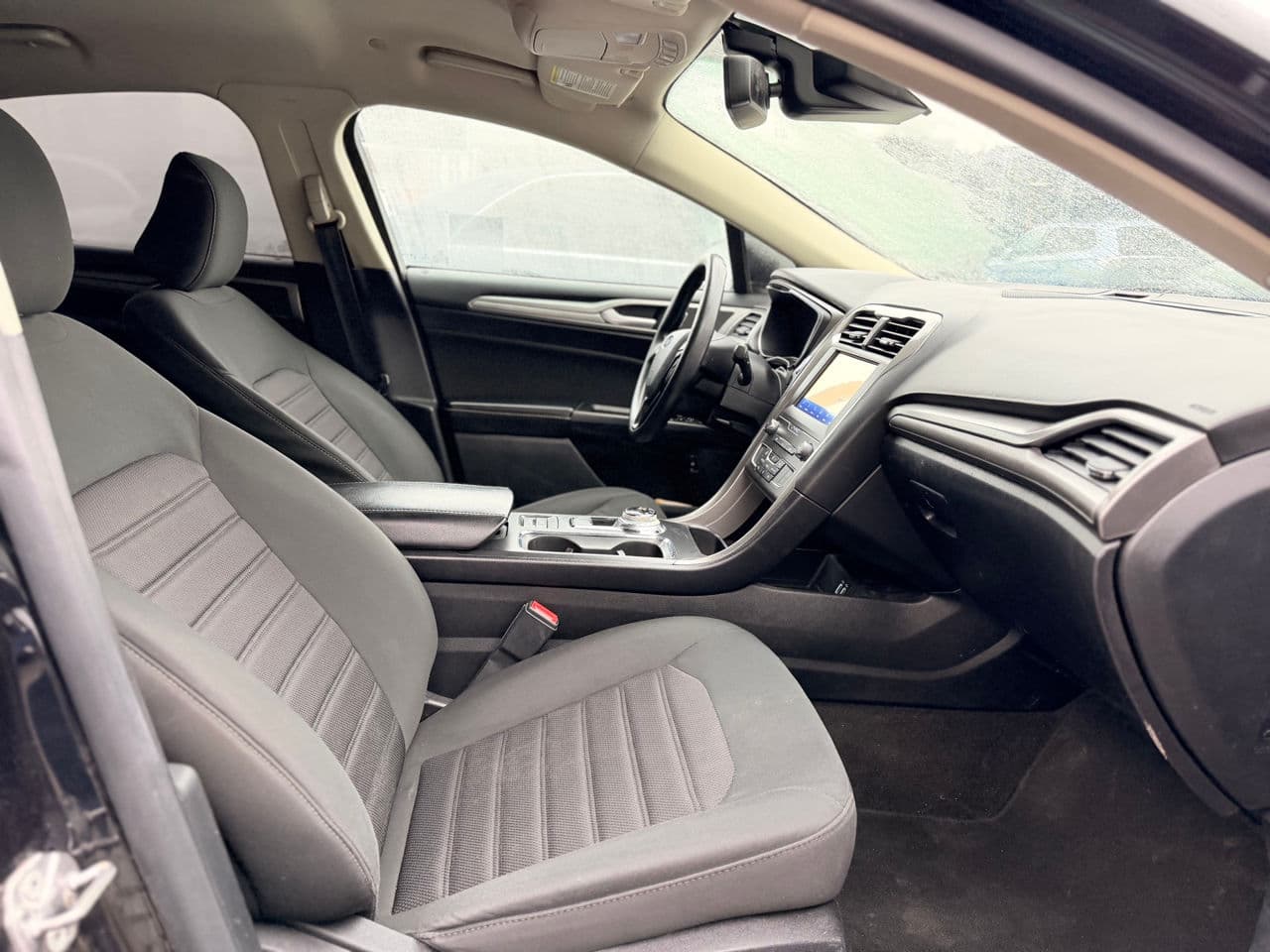 Ford Fusion 2020 — Миниатюра 13