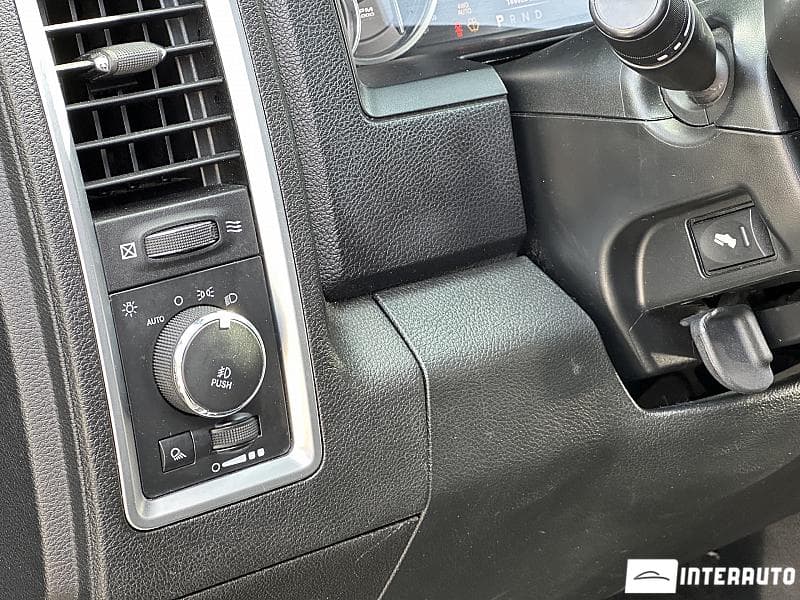 2014 Dodge RAM — Miniatură 22