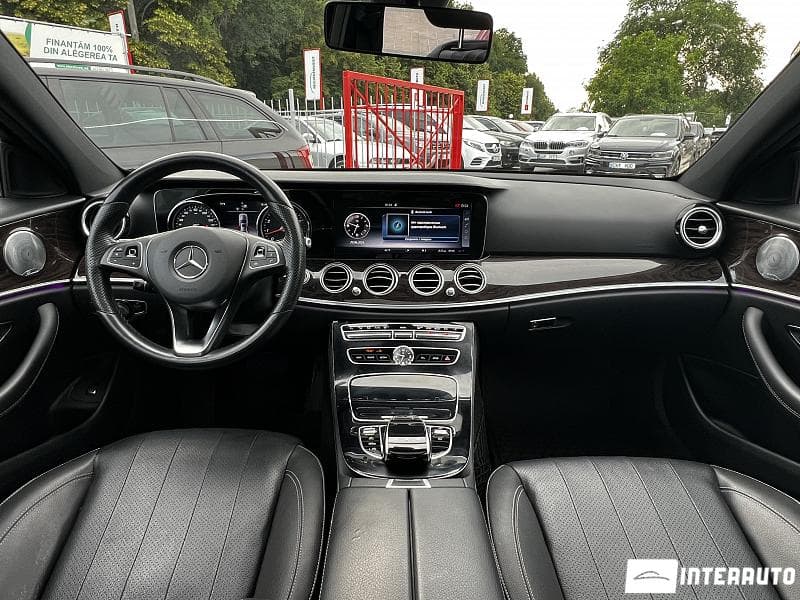 Mercedes E 300 2016 — Миниатюра 10