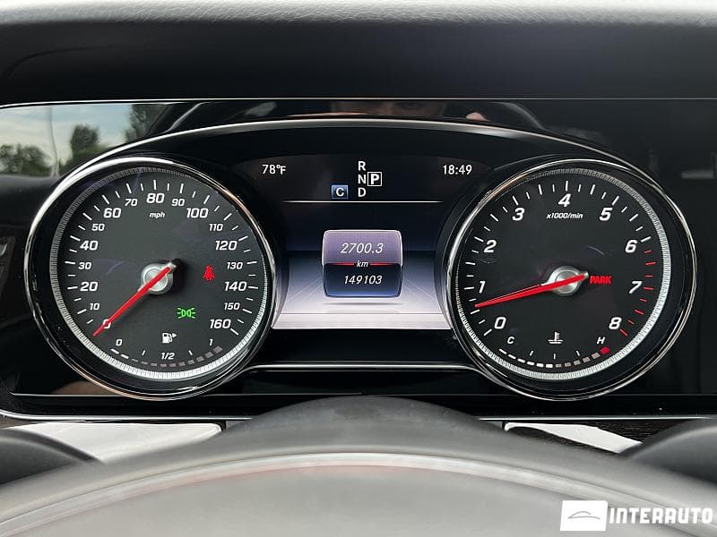 Mercedes E 300 2016 — Миниатюра 12