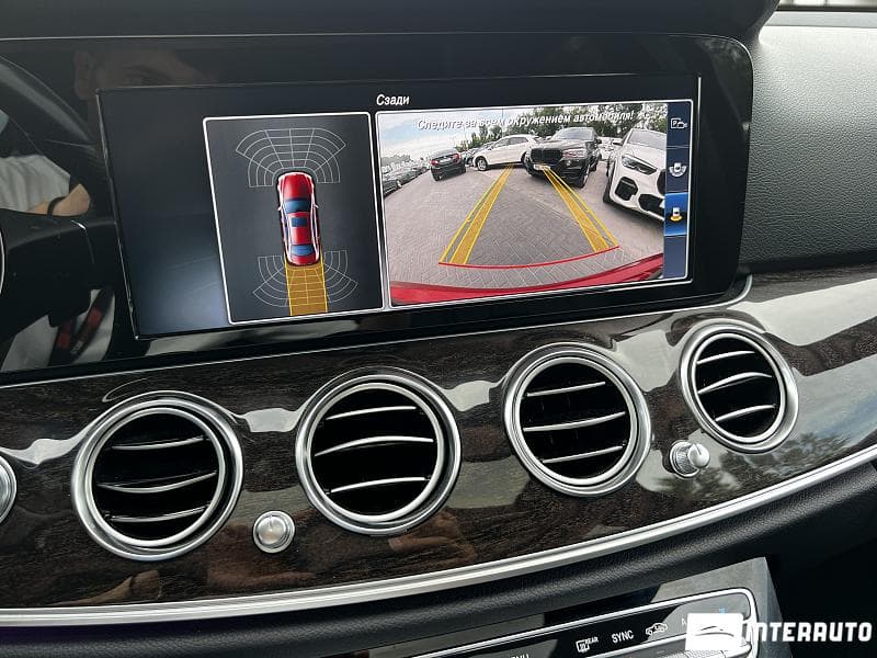 Mercedes E 300 2016 — Миниатюра 13