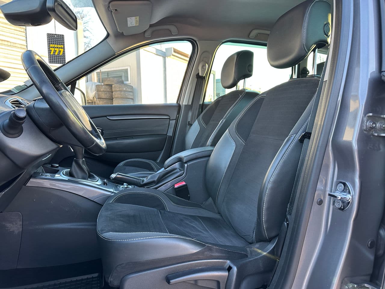 Renault Scenic X-Mode 2015 — Миниатюра 6