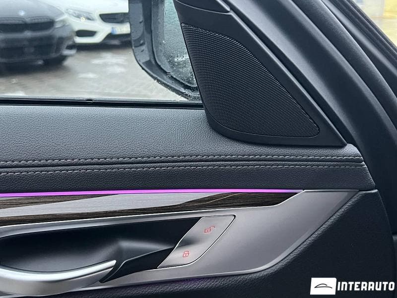 BMW 730 2018 — Миниатюра 6