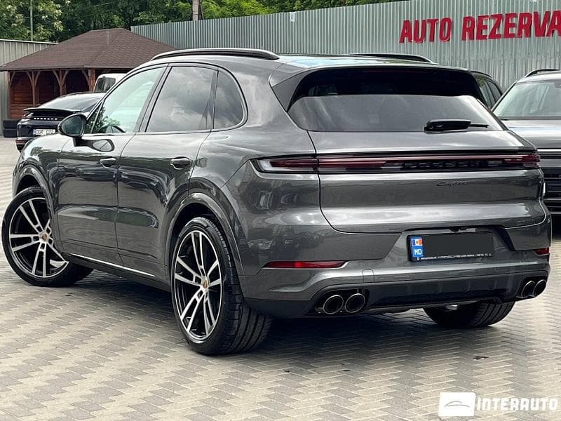 Porsche Cayenne 2026 — Миниатюра 4