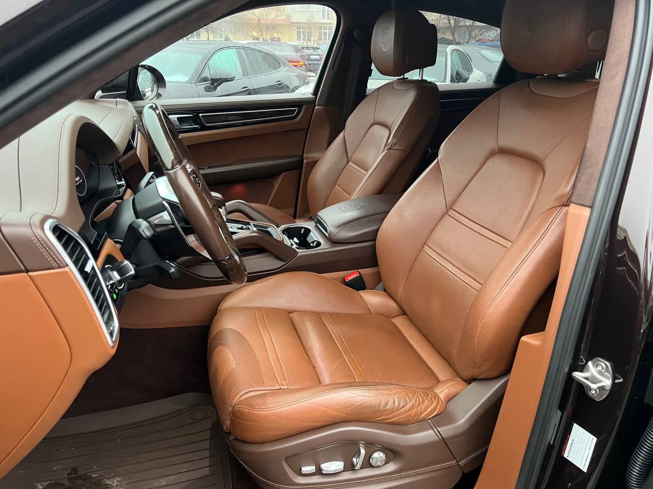 Porsche Cayenne S Coupe 2020 — Миниатюра 8