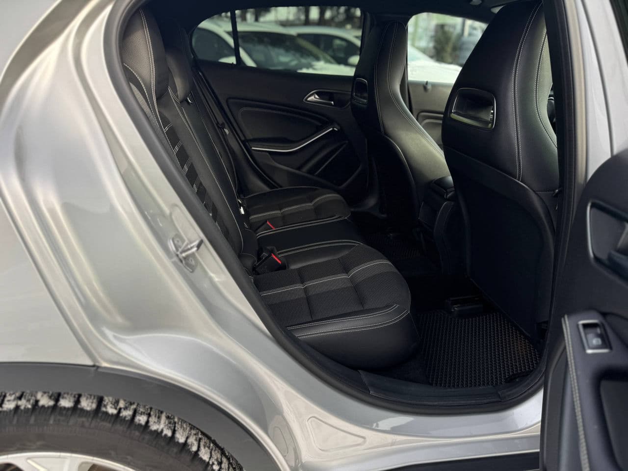 Mercedes GLA 180 2018 — Миниатюра 15