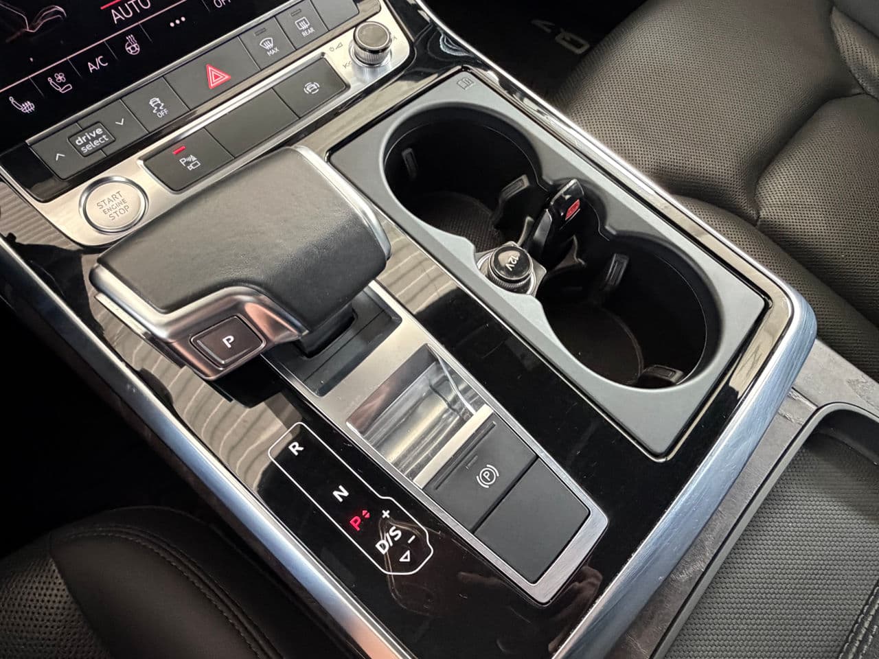 Audi Q7 2019 — Миниатюра 17