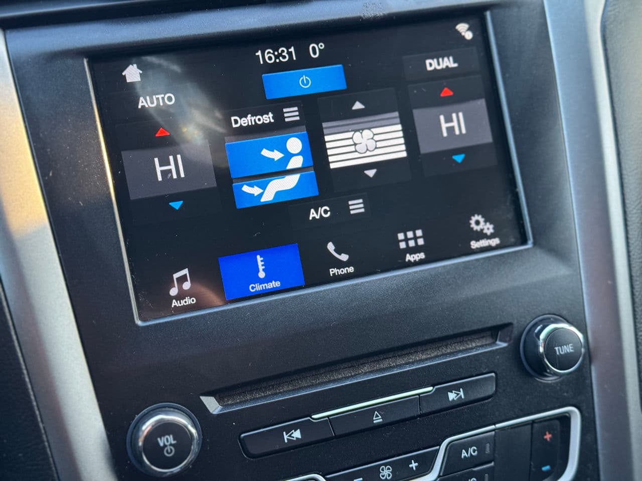 Ford Fusion 2016 — Миниатюра 13
