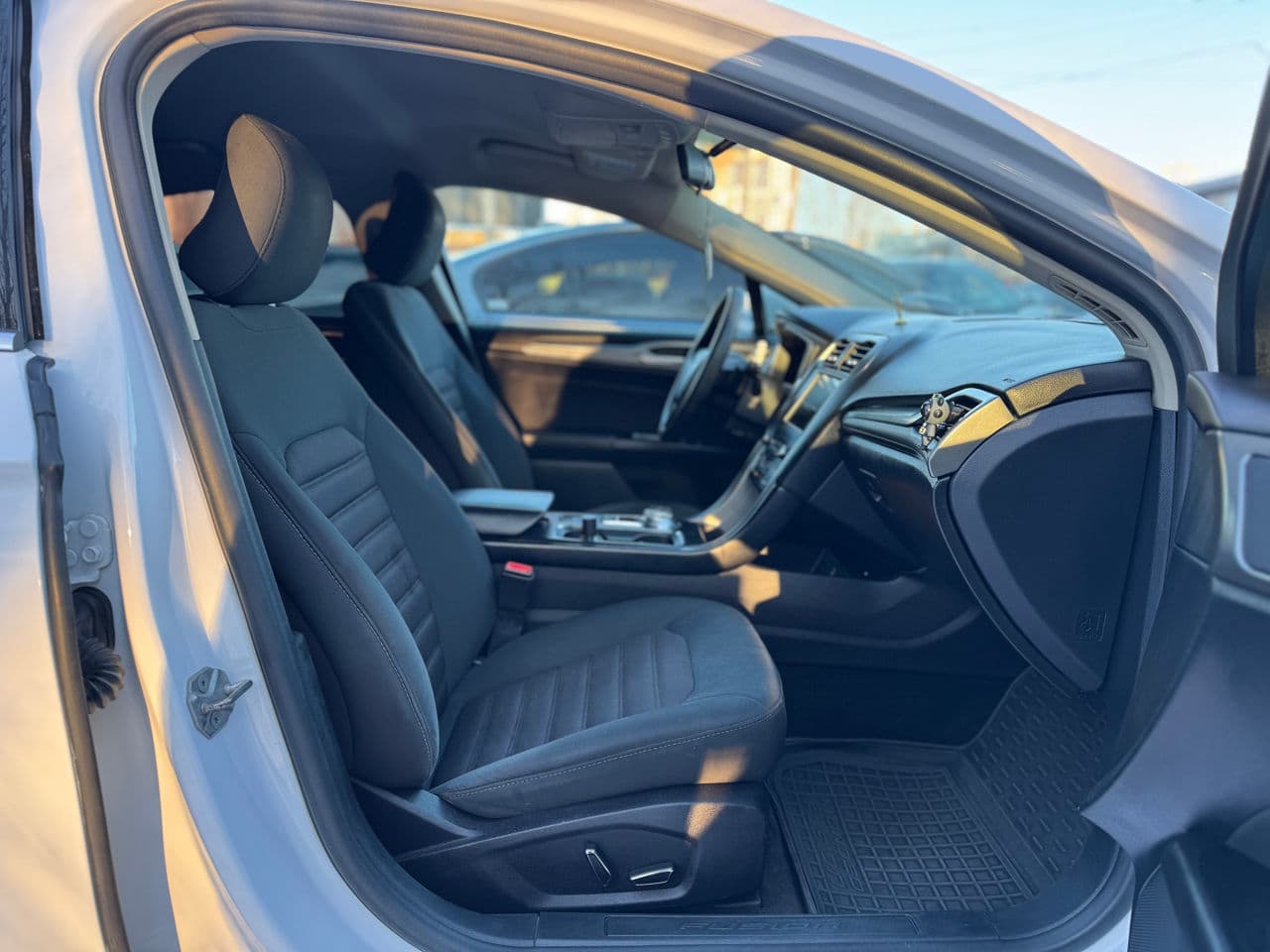 Ford Fusion 2016 — Миниатюра 17