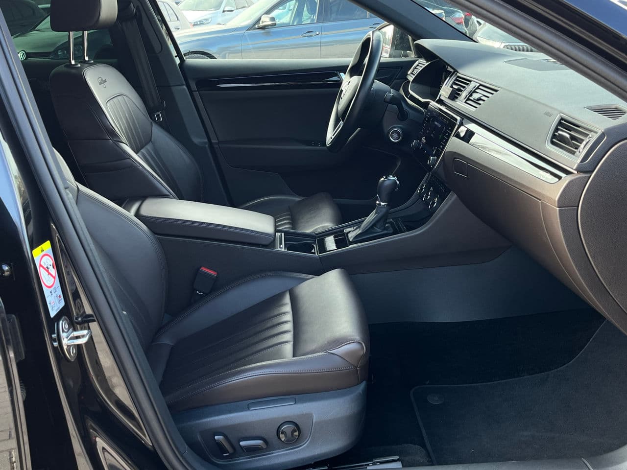 Skoda Superb 2019 — Миниатюра 15