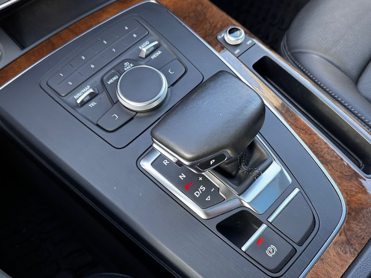 Audi Q5 2017 — Миниатюра 12